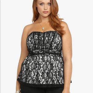 Torrid size 4 lace top